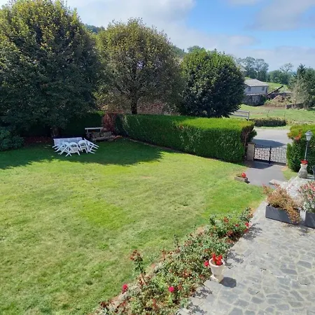 Tatil Evi Auvergne Avec Piscine, Proche Aurillac Et Puy Mary, Terrains Et Activites A Proximite - Fr-1-742-52 *